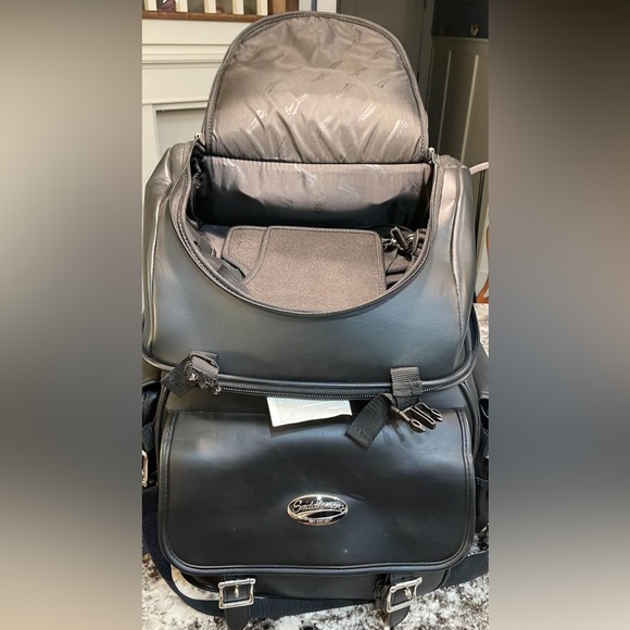 Motorcycle Bag: Saddlemen-Combination Backrest, Seat and Sissy Bar Bag - Picture 3 of 8